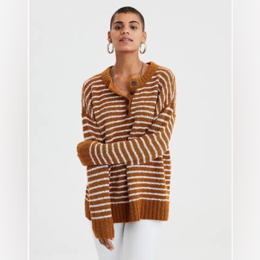 American Eagle Striped Jegging Fit Knit Sweater Medium
